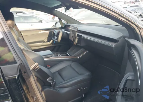 2023 Tesla Model X Dual Motor All-Wheel Drive/Standard Range z USA, uszkodzony, nr VIN 7SAXCAE55PF376224